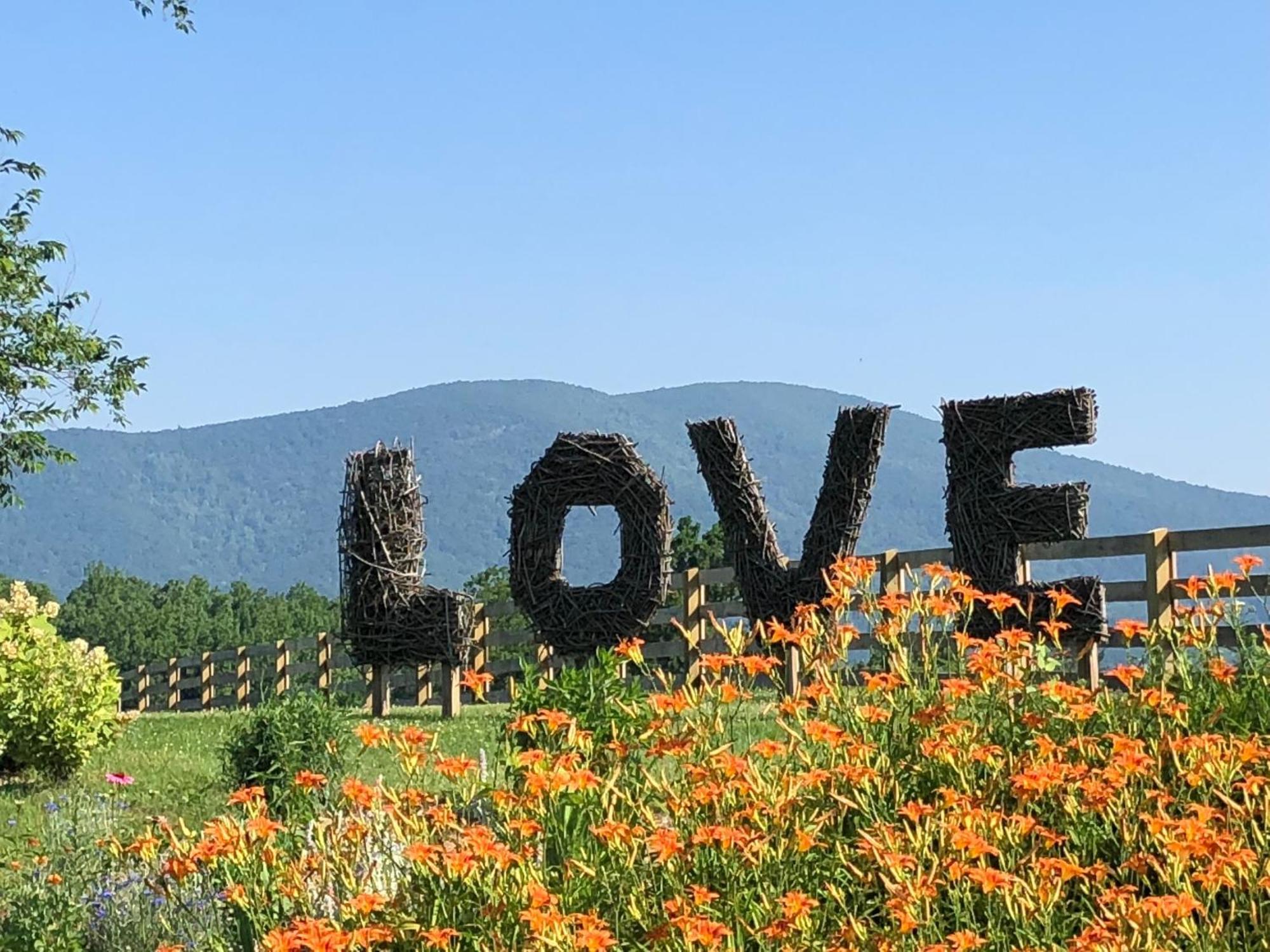 Montfair Resort Farm Crozet Ruang foto